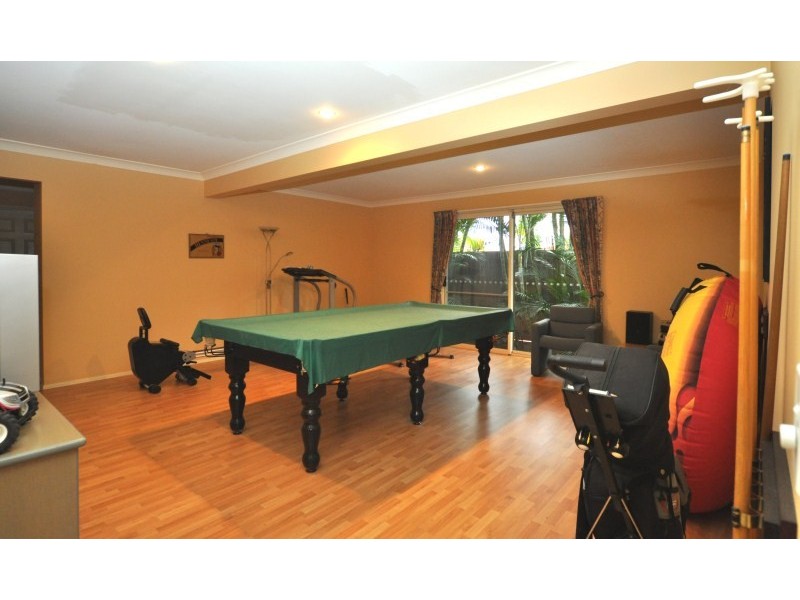 32 Monterey Keys Drive, Monterey Keys QLD 4212