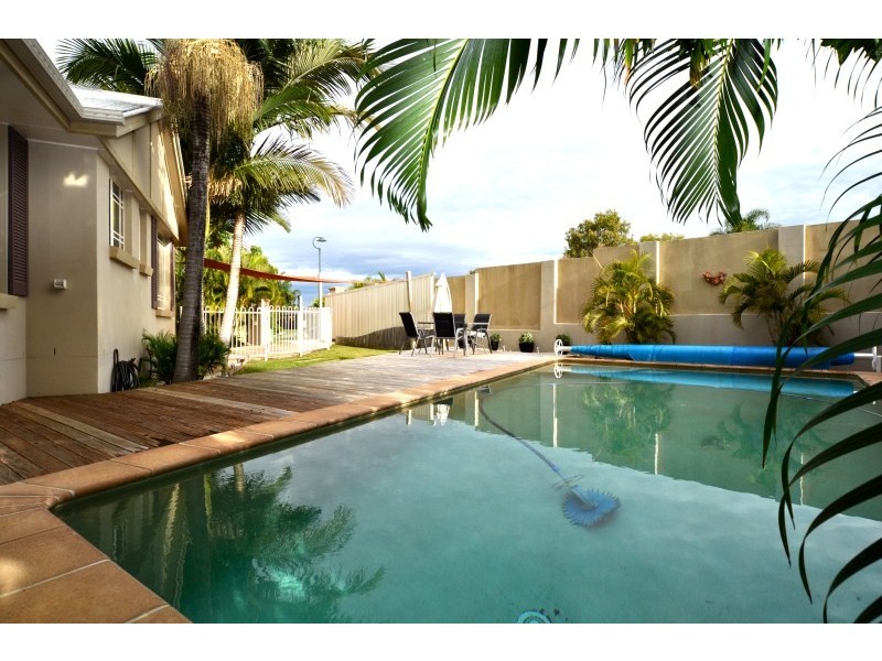 32 Monterey Keys Drive, Monterey Keys QLD 4212