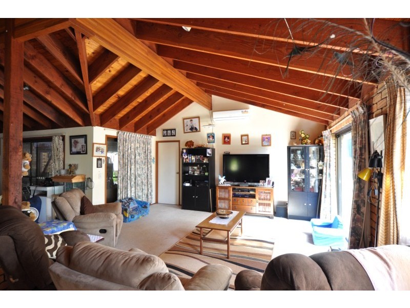 65 Riversdale Road, Oxenford QLD 4210