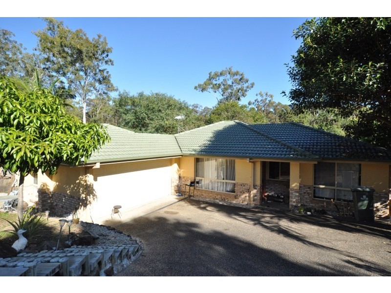 17 Nottinghill Place, Oxenford QLD 4210