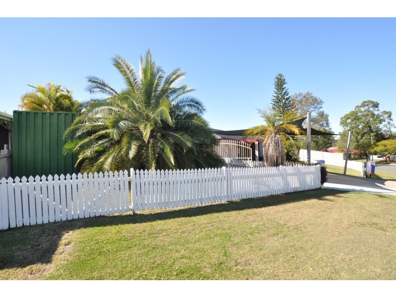 4 Narooma Place, Helensvale QLD 4212