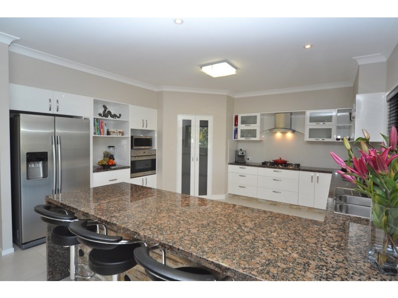 13 Mountain View Crest, Mount Nathan QLD 4211