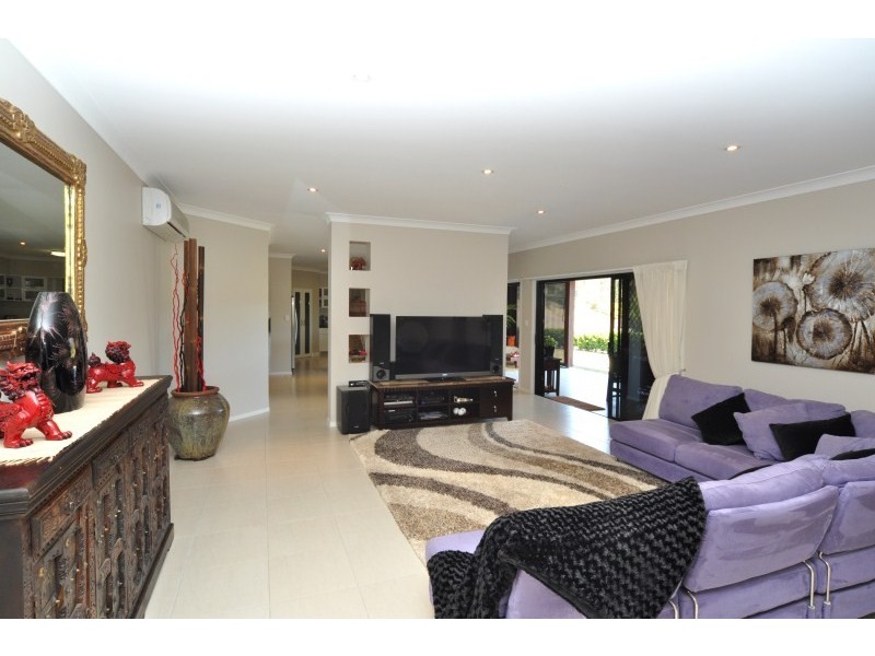 13 Mountain View Crest, Mount Nathan QLD 4211