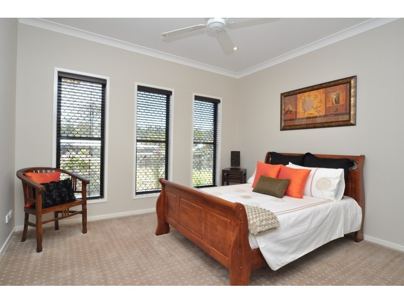 13 Mountain View Crest, Mount Nathan QLD 4211