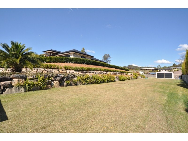 13 Mountain View Crest, Mount Nathan QLD 4211