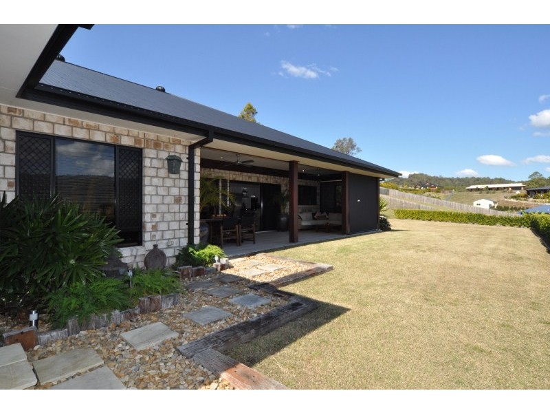 13 Mountain View Crest, Mount Nathan QLD 4211