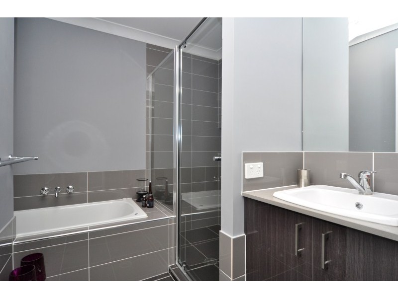 6 Horus Court, Coomera QLD 4209