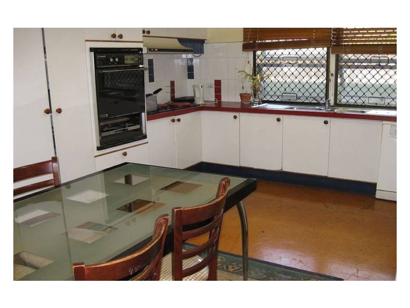 84 Central Street, Labrador QLD 4215