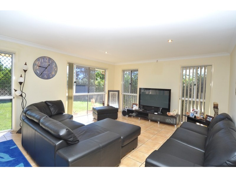 17A River Meadows Drive, Upper Coomera QLD 4209