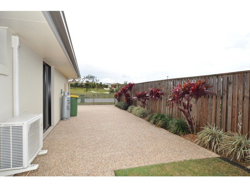 11 Coach Way, Upper Coomera QLD 4209