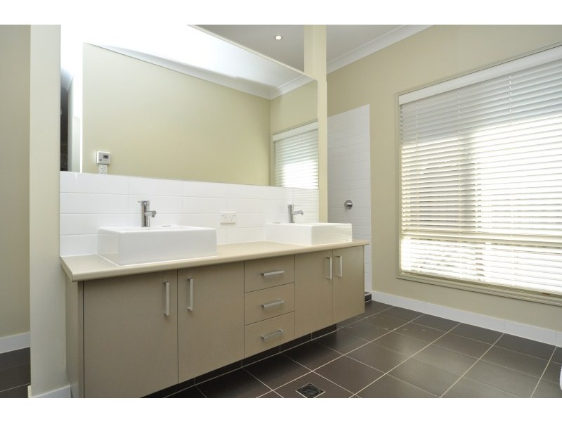 37 Homestead Circuit, Upper Coomera QLD 4209