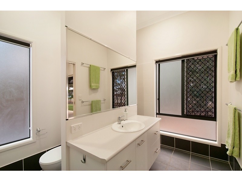 37 Yarrayne Valley Drive, Upper Coomera QLD 4209