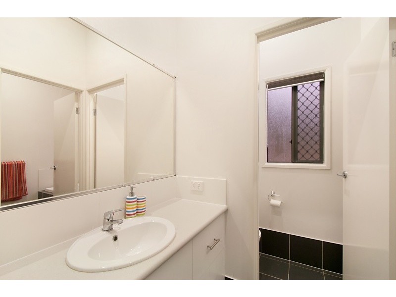 37 Yarrayne Valley Drive, Upper Coomera QLD 4209