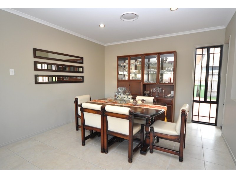 27 Treeline Circuit, Upper Coomera QLD 4209