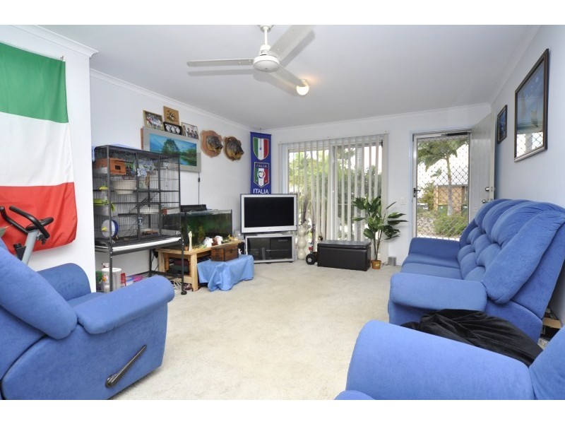 2/19 Michigan Drive, Oxenford QLD 4210