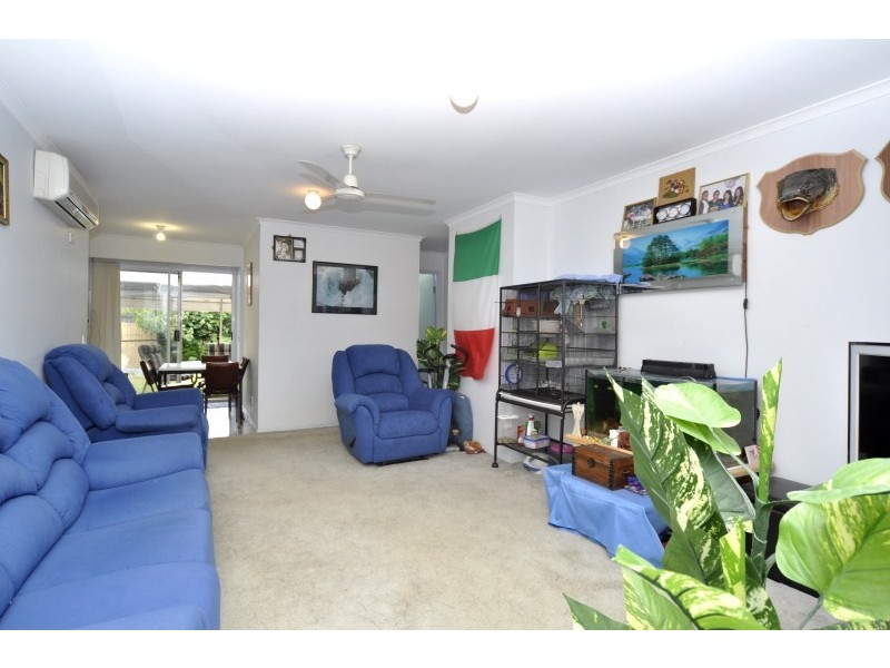 2/19 Michigan Drive, Oxenford QLD 4210