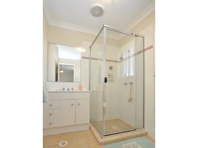8/8A Clydesdale Drive, Upper Coomera QLD 4209