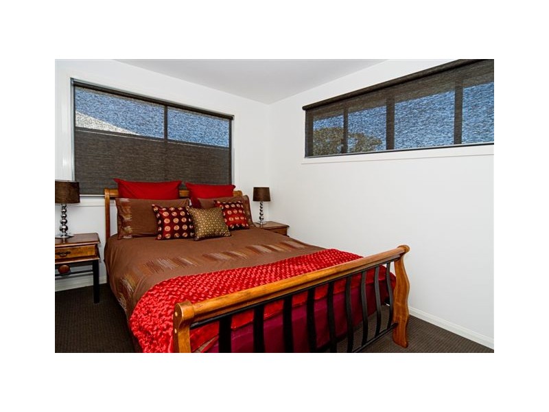 2 Fleetwood Court, Helensvale QLD 4212