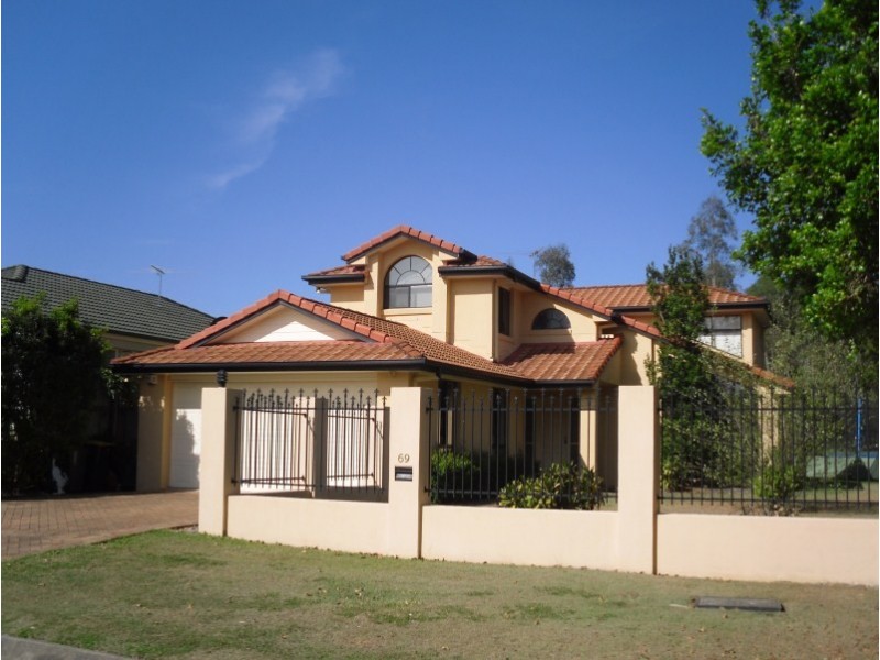 69 Van Dyke Crescent, Mcdowall QLD 4053