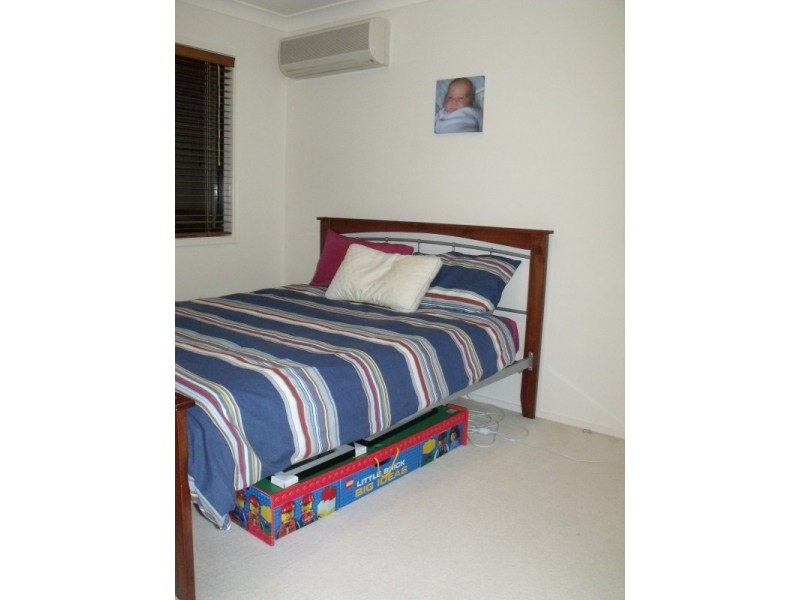 69 Van Dyke Crescent, Mcdowall QLD 4053