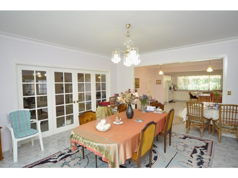 20 Narrabri Court, Gaven QLD 4211