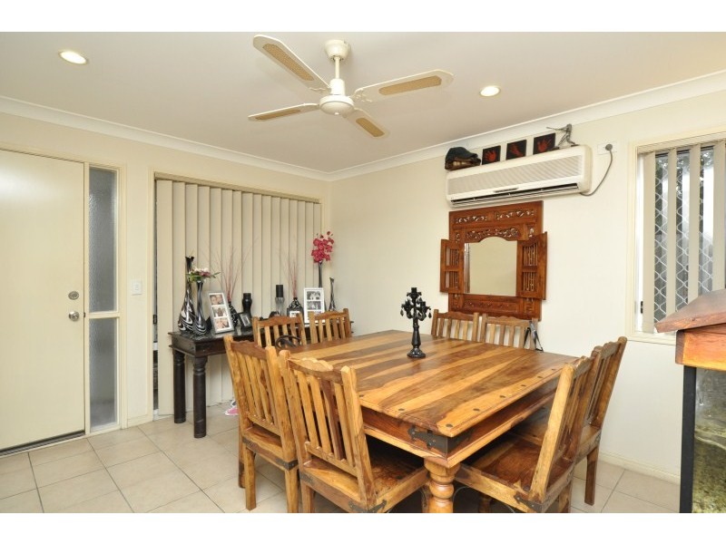 35/74 Universal Street, Pacific Pines QLD 4211