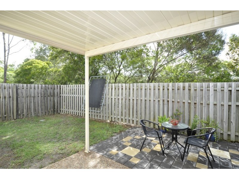 35/74 Universal Street, Pacific Pines QLD 4211