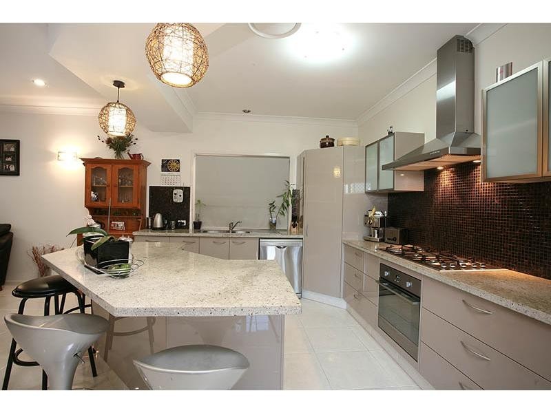 4 Marlow Street, Oxenford QLD 4210