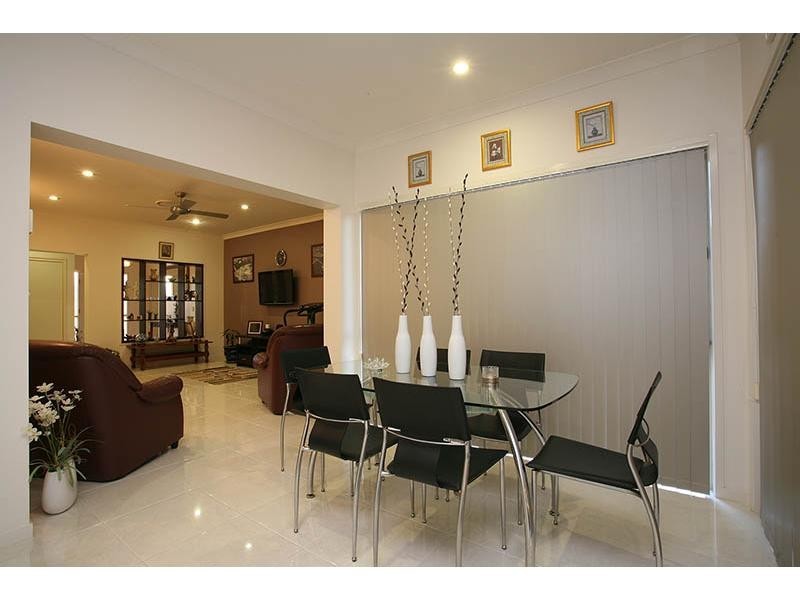 4 Marlow Street, Oxenford QLD 4210