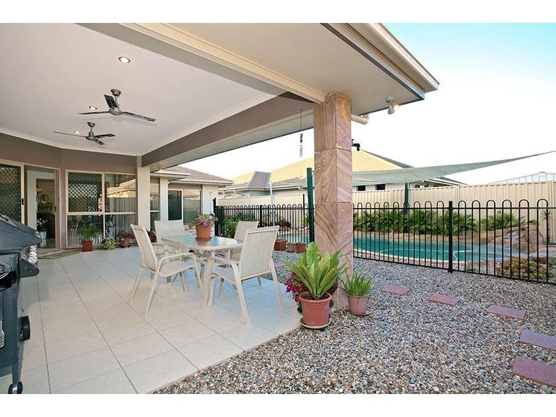 4 Marlow Street, Oxenford QLD 4210