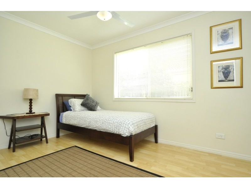 18 Axis Close, Upper Coomera QLD 4209