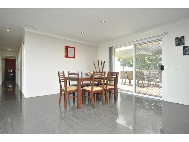 12 Pinebark Avenue, Oxenford QLD 4210