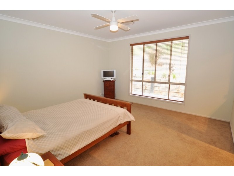 10 Willandra Court, Maudsland QLD 4210