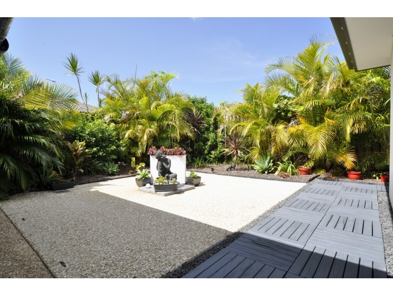 11 Shannonbrook Grove, Oxenford QLD 4210