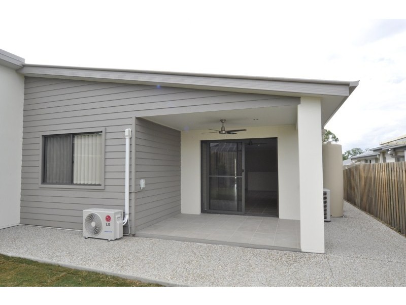 1/6 Joshua Place, Oxenford QLD 4210