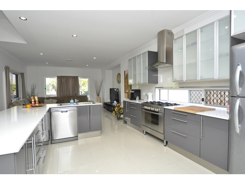 53 Rushcutter Avenue, Oxenford QLD 4210