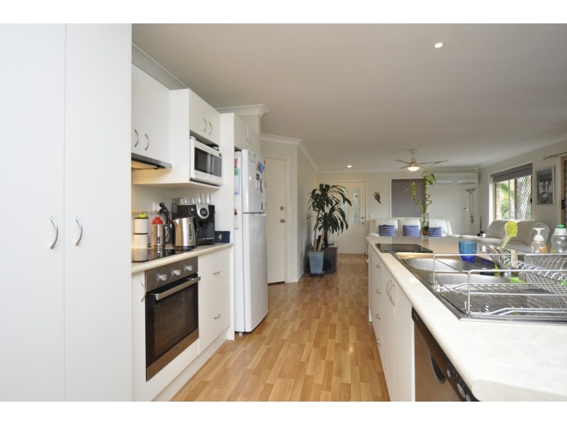 2/16 Jesmond Road, Helensvale QLD 4212