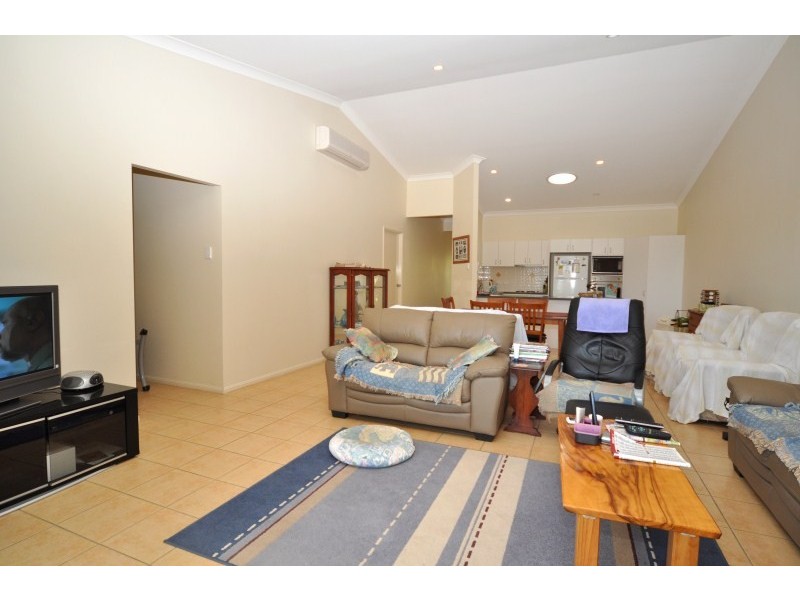 16B Old Kent Road, Upper Coomera QLD 4209