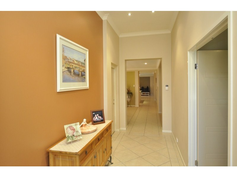 15 Oceanis Drive, Oxenford QLD 4210