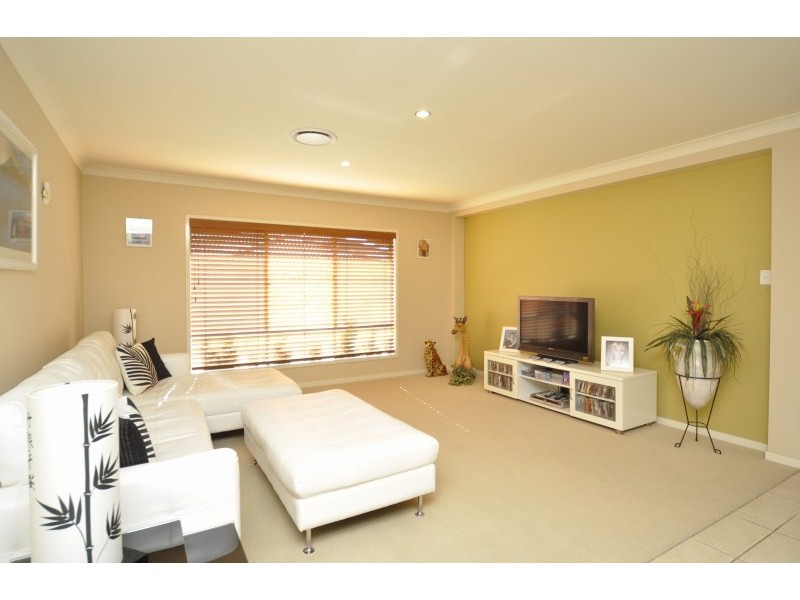 15 Oceanis Drive, Oxenford QLD 4210