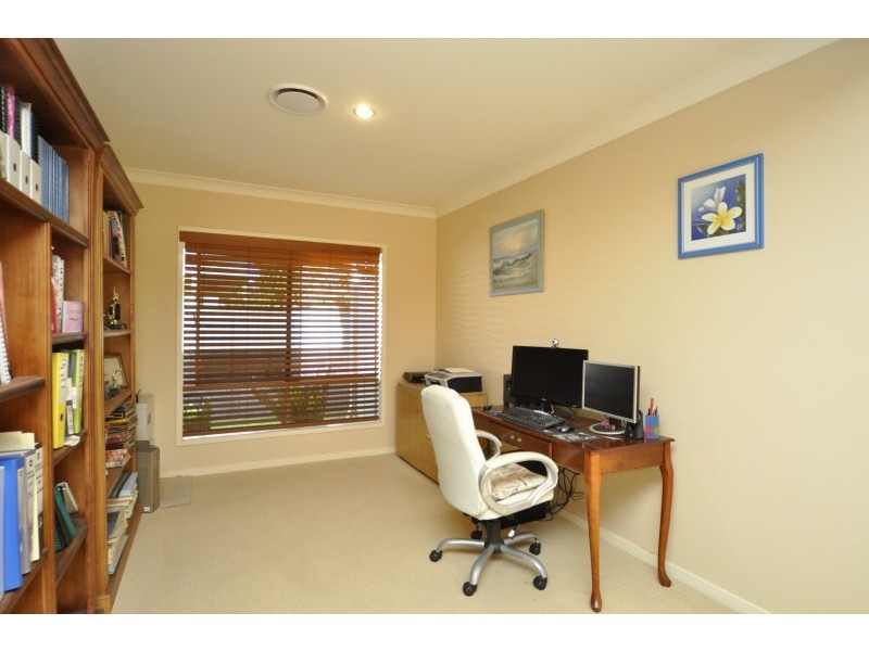 15 Oceanis Drive, Oxenford QLD 4210
