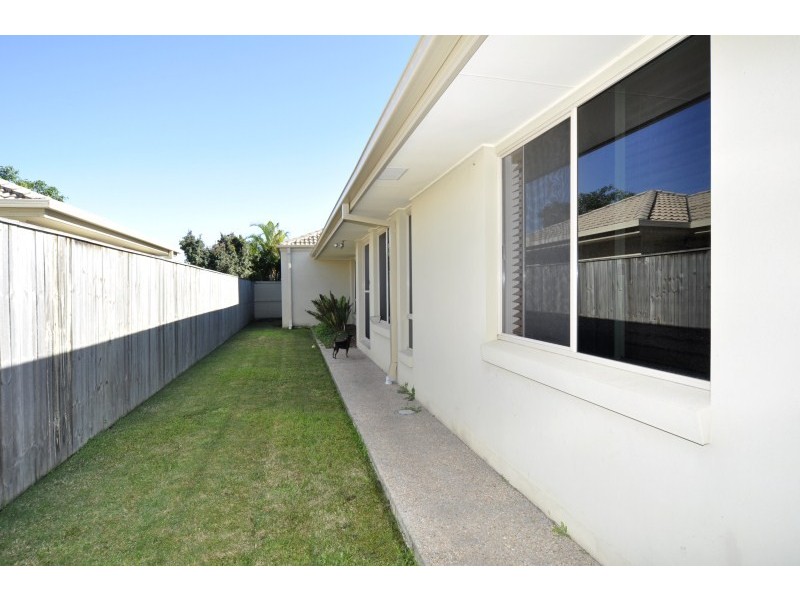 15 Oceanis Drive, Oxenford QLD 4210