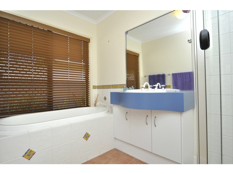 9 Grande Terrace, Monterey Keys QLD 4212