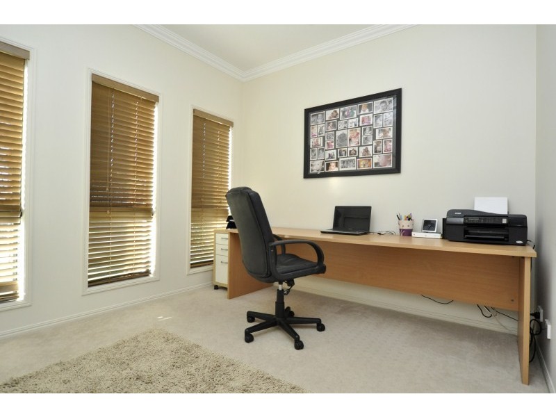 5 Ontario Court, Oxenford QLD 4210