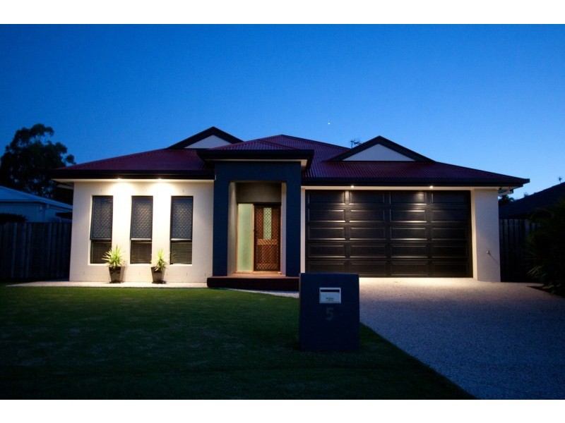 5 Ontario Court, Oxenford QLD 4210