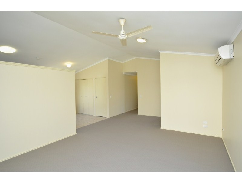 15/2 Anaheim Drive, Helensvale QLD 4212