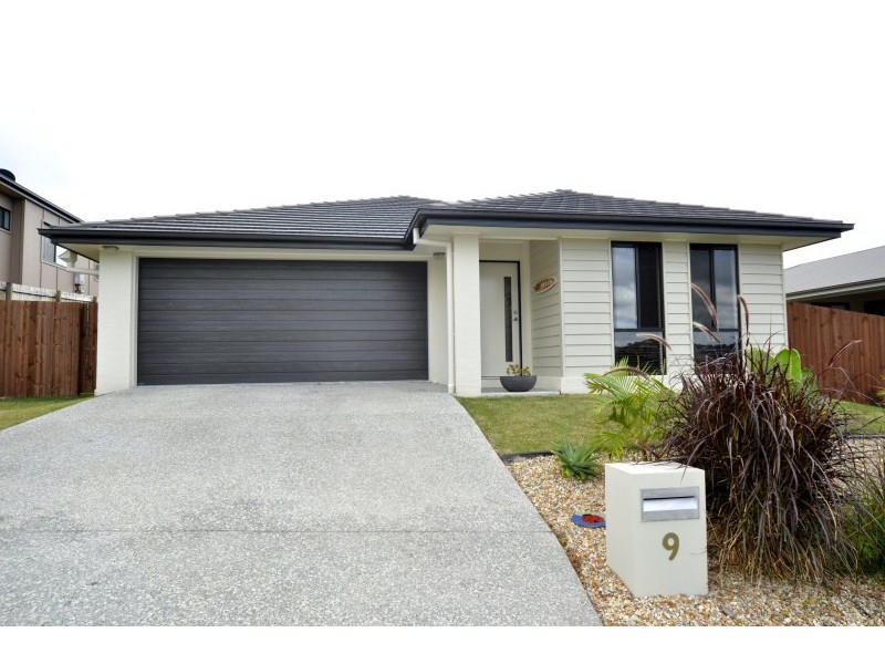 9 Marrinup Street, Upper Coomera QLD 4209