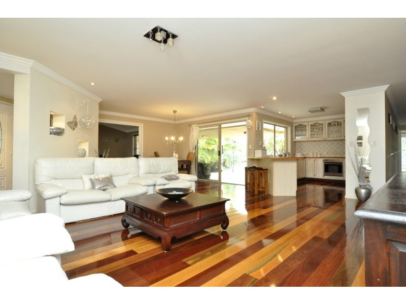 24 Meadow Way, Upper Coomera QLD 4209