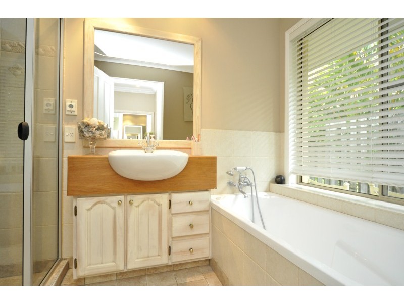 24 Meadow Way, Upper Coomera QLD 4209