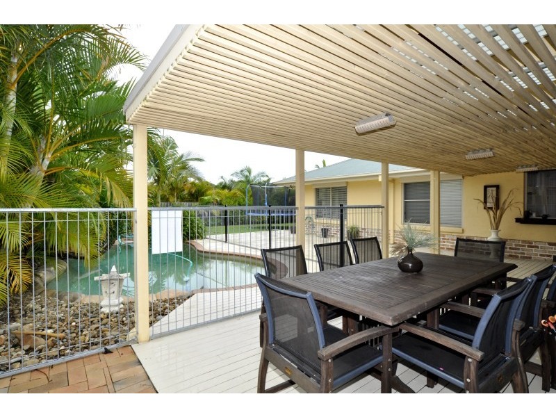 24 Meadow Way, Upper Coomera QLD 4209